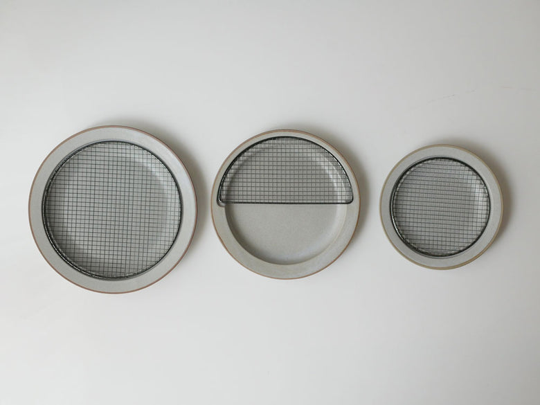 揚げたてをキープするKIKIME/キキメの銀メッシュ付きオーバルデザインプレート amime