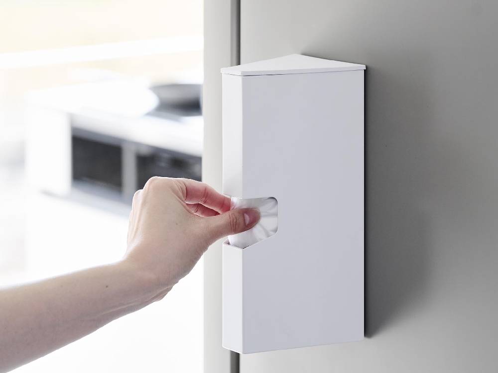 【tower/タワー】スチール製マグネットプラスチックバッグケース。安全な閉鎖機能とハンドル付きのすっきりとした収納ケース