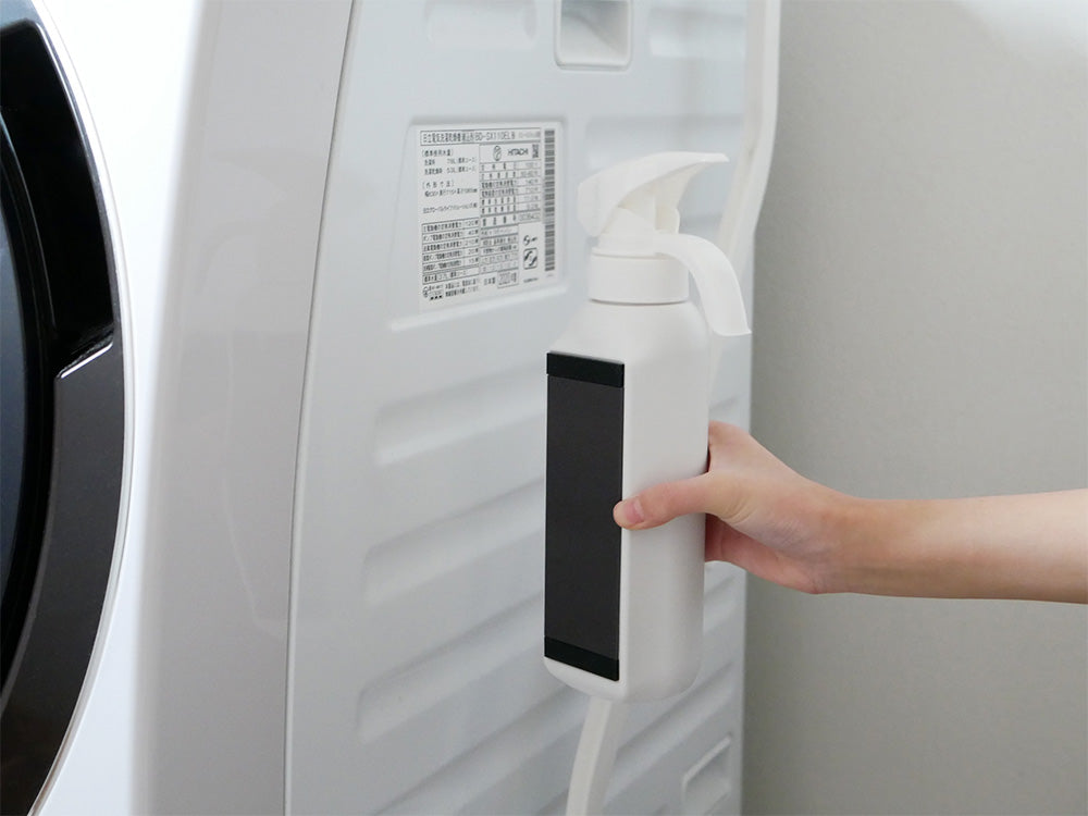 リッチェルの片手で計量可能なマグネット液体洗剤ボトル（500ml、ポリエチレン製）