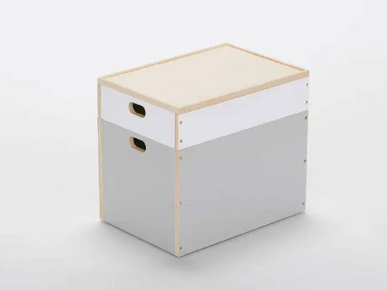 MOHEIMモヘイムのシナ合板製リンデンボックスと引き出しが並んだ収納ユニットの画像