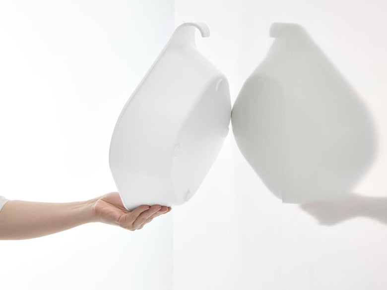 デザイン性の高いプラスチック製タワー型マグネット＆引っ掛け湯おけ