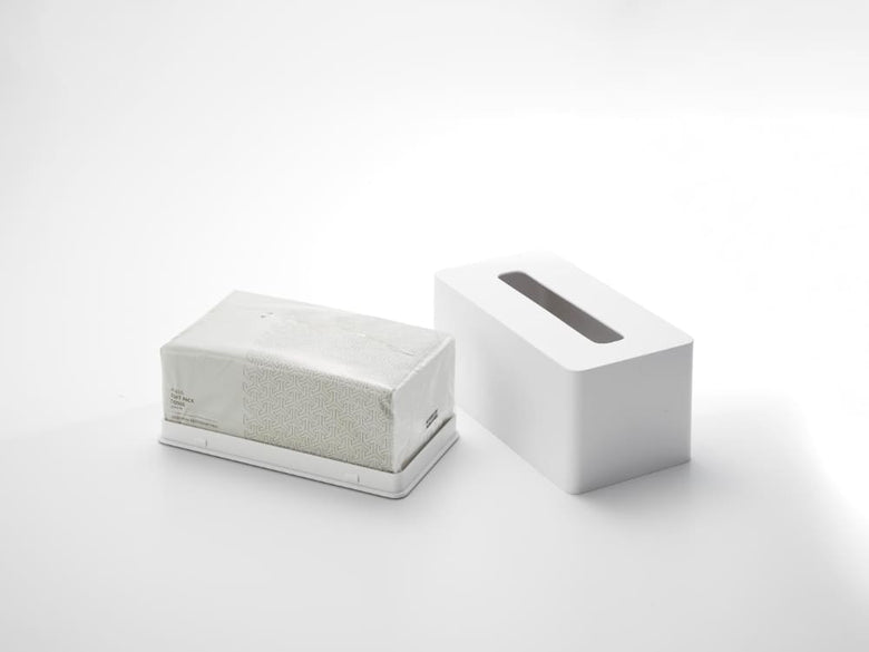 ABS樹脂製の「タワー」クレンジングタオルケースで、紙製ティッシュペーパーを収納するスタンド