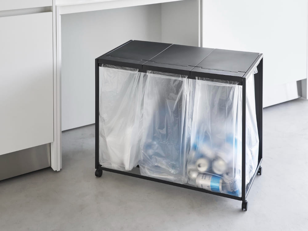 【tower / タワー】蓋付き目隠し分別ダストワゴン、スチール製でキャスター付きの家庭用ゴミ箱