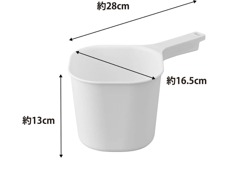 タワー マグネット手おけの写真。プラスチック製で計量カップやスパチュラ、蓋付きハンドルを備えたキッチン用ツールが並んでいます