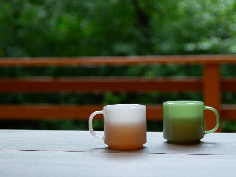 ideacoのホウケイ酸ガラス製ミルクマグカップ2個セット、白色で電子レンジと食洗機に対応