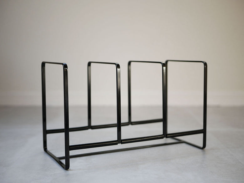 スチールフレームと木製棚を備えた【tower/タワー】ディッシュラック