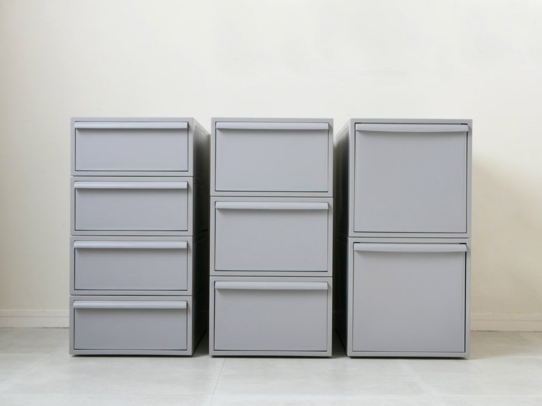 ライクイットの灰色シルバークローゼット用引出し