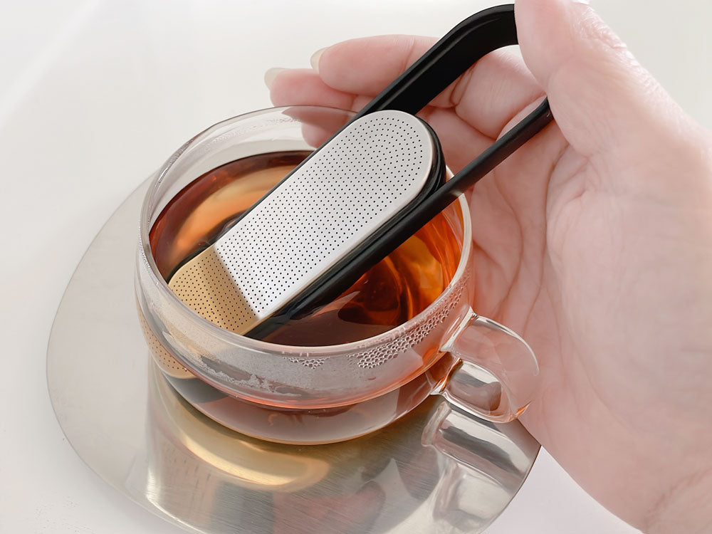 キントーの黒いLOOPティーストレーナーとスタンド