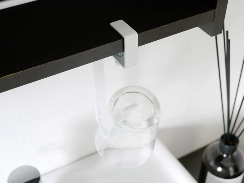 YAMAZAKI製ステンレス洗面戸棚下タンブラーホルダー