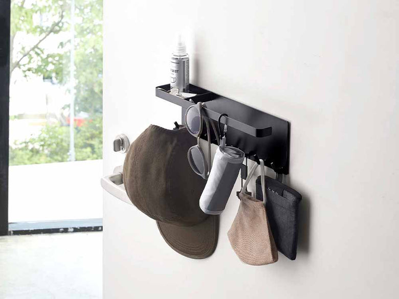 シルバー色のトレー付きマグネット傘ホルダー