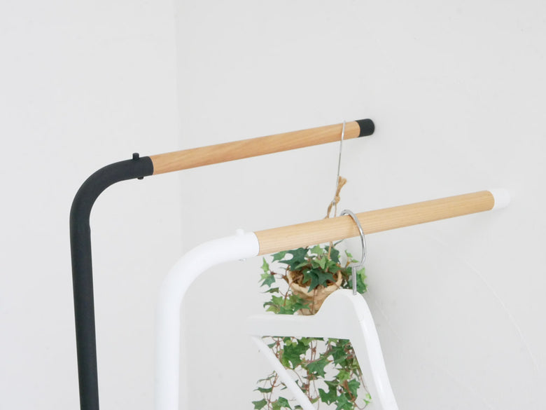 タワー製スリムコートハンガーの画像