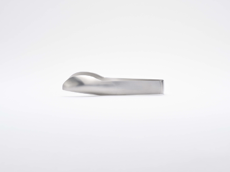 ステンレストングのシルバー、チタニウム、アルミ色