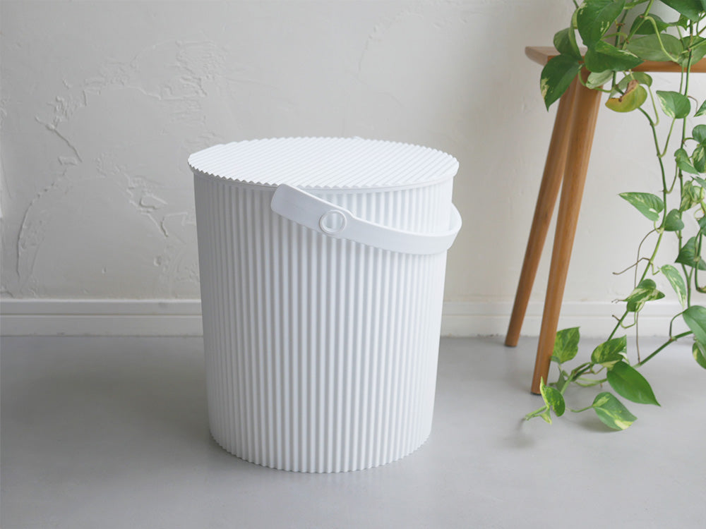 【八幡化成】スツールにもなる蓋付収納 オムニウッティ ニュートラル