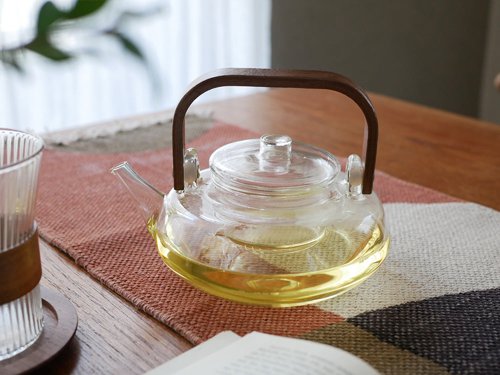 【adepeche/アデペシュ】ガラス×ウォールナットのティーウェア　noon collection