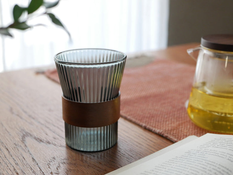 【adepeche/アデペシュ】ガラス×ウォールナットのティーウェア　noon collection