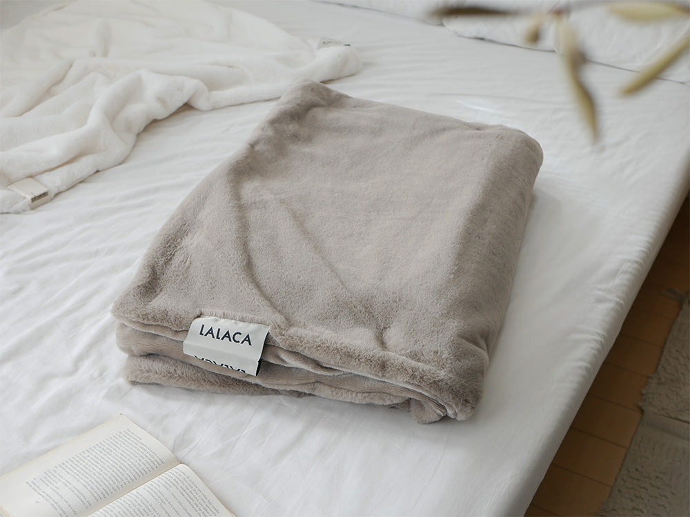 【LALACA/ララカ】洗えるなめらか素材のヒーターブランケット