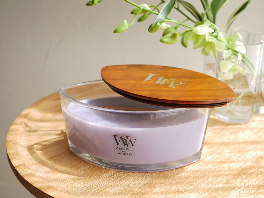 【カメヤマキャンドル】音と香りを楽しむWoodWickキャンドル